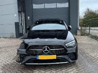 Mercedes E-klasse 300De AMG Pakket Bussines Solution Nederlandse Auto NAP! Burnmester Pano 360Camera picture 2