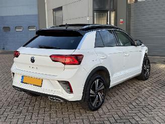 uszkodzony samochody osobowe Volkswagen T-Roc 1.5 TSI DSG R-Line Pano 2022/5