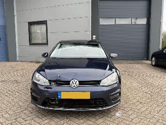 Volkswagen Golf 1.2 TSI R-Line 5Deurs Navi picture 2