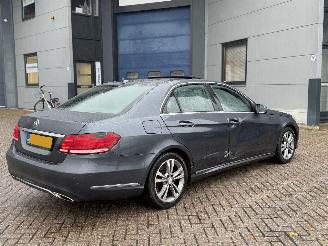 Mercedes E-klasse 200 Ambition Avantgarde Schuifdak picture 6