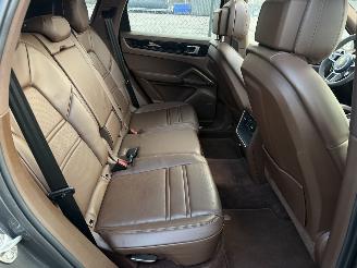 Porsche Cayenne 3.0 E-HYBRID 422Pk Pano Bose 360Camera Head-Up picture 14