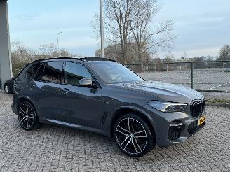 BMW X5 xDrive45e M-Pakket High Executive Pano SkyLounge Harman Kardon Sfeerverlichting Head-Up picture 3