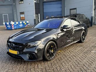 Schadeauto Mercedes E-klasse E63S 4Matic 612Pk Premium Plus Pano Burnmester 360Camera Head-Up 2017/10