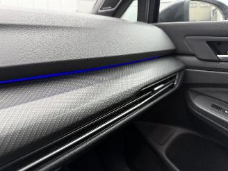 Volkswagen Golf 1.5 eTSI DSG R-Line Pano Harman Kardon picture 16