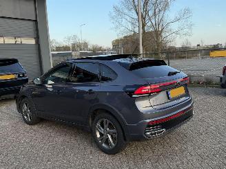 Unfallwagen Volkswagen Taigo 1.0 TSI DSG R-Line Pano 2022/3