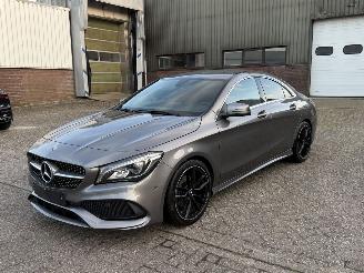 Schadeauto Mercedes Cla-klasse 200D Automaat AMG Pakket 2018/2