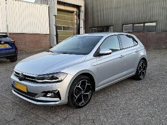 Unfallwagen Volkswagen Polo 1.0 TSI DSG Highline NAP Nederlandse Auto 2017/10