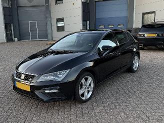 Unfallwagen Seat Leon 1.6 TDI DSG FR Virtual Cockpit 2019/4