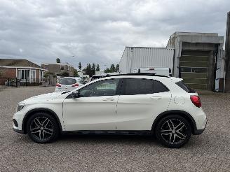 Mercedes GLA 200 AMG Pakket NAP Nederlandse Auto! Pano picture 3