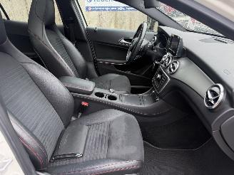 Mercedes GLA 200 AMG Pakket NAP Nederlandse Auto! Pano picture 11