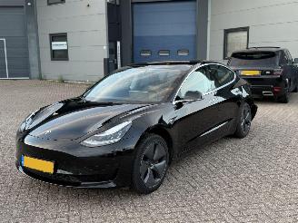 Schadeauto Tesla Model 3 Standard RWD Plus 60 KWH NAP! 2019/12
