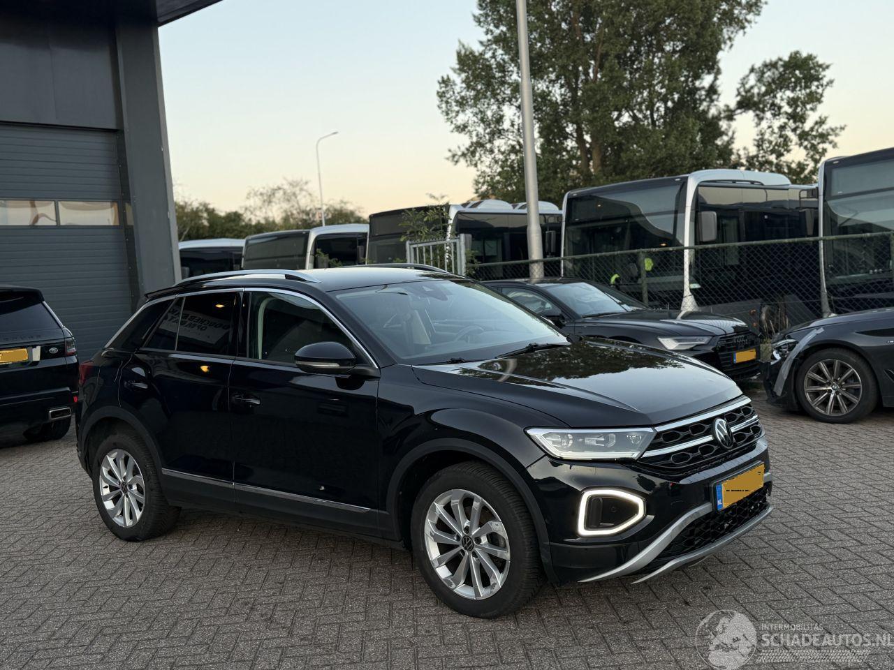 Volkswagen T-Roc 1.5 TSI DSG Life