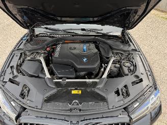 BMW 5-serie 520e M-Pakket NAP Nederlandse Auto picture 16