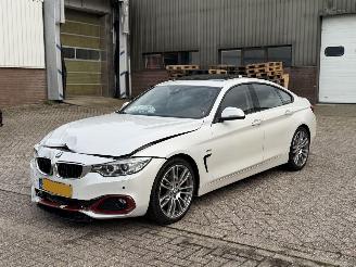 Damaged car BMW 4-serie 420D 190Pk Centiennial High Executive Schuifdak Head-Up 2017/1