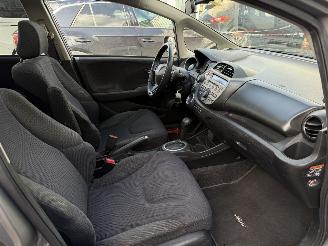 Honda Jazz 1.4 Hybrid Automaat Glasdak Elégance Nap Nederlandse Auto picture 8