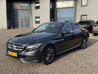 skadebil auto Mercedes C-klasse 250i Prestige Schuifdak 2015/11