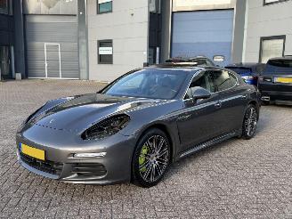 Damaged car Porsche Panamera 3.0 S E-HYBRID NAP Orgineel Nederlandse Auto! Softclose 360Camera Bose 2015/12