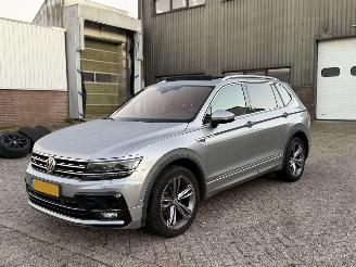 skadebil auto Volkswagen Tiguan 1.5 TSI DSG Allspace R-Line Pano Nap Nederlandse Auto 2019/6