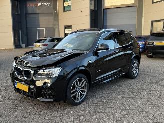 Schadeauto BMW X3 XDRIVE20i M-pakket NAP Nederlandse Auto Pano 2015/11