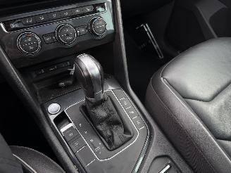 Volkswagen Tiguan 2.0 TDI Automaat Pano R-Line picture 13