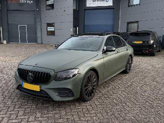 Schadeauto Mercedes E-klasse 220D AMG Pakket Premium Plus Pano Memory 360Camera Head-Up 2018/10