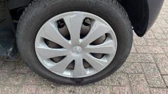 Peugeot 108 108, Hatchback, 2014 1.0 12V picture 17