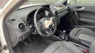 Audi A1 A1 Sportback (8XA/8XF), Hatchback 5-drs, 2011 / 2018 1.0 TFSI Ultra 12V picture 9