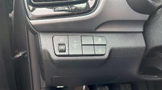 Kia Stonic Stonic (YB), SUV, 2017 1.4 MPI 16V picture 32