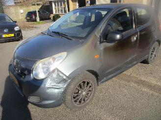 skadebil auto Suzuki Alto 1.0 cool comfort 2011/7