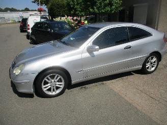 Avarii autoturisme Mercedes C-klasse SPORTCOUPE 180 KOMPRESSOR 2003/3