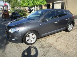 Damaged car Renault Mégane TCE DYNAMIC CLIMA NAVI 2011/1
