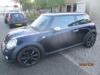 skadebil auto Mini One 1.6 ONE PEPPER CLIMA 2013/10