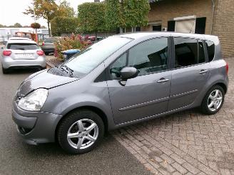 Avarii autoturisme Renault Grand-modus 1.6-16V AUTOMAAT EXPRESSION CLIMA LEDER 2008/11
