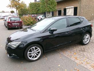 damaged passenger cars Seat Leon 1.4 TSI STYLE CLIMA 2013/8
