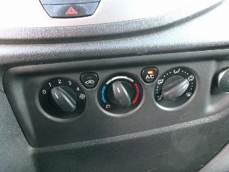 Ford Transit TDCI  L2 H2 3 PERSOONS AIRCO picture 18