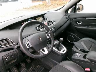 Renault Scenic 1.4 TCE BOSE CLIMA NAVI GEEN SCHADE picture 11