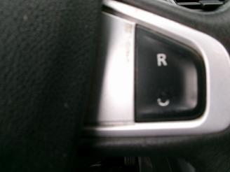 Renault Scenic 1.4 TCE BOSE CLIMA NAVI GEEN SCHADE picture 16