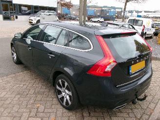 Volvo V-60 2.4 D6 AWD PLUG-IN HYBRID SUMMUM picture 9