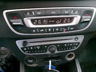 Renault Mégane 1.4 TCE DYNAMIQUE CLIMA NAVI GEEN SCHADE picture 12