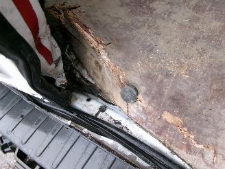 Ford Transit Custom 330 2.2 TDCI L2 H2 AIRCO picture 10