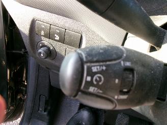 Peugeot Partner 120 1.6 HDI 75 PREMIUNM PACK AIRCO NAVI picture 23