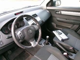 Suzuki Swift 1.3 BANDIT CLIMA 5 DEURS picture 12