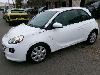 Schadeauto Opel Adam 1.2 I 2013/6