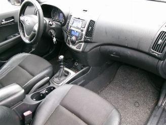 Hyundai I-30 1.6 I ACTIVE picture 9