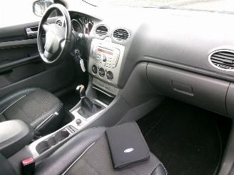 Ford Focus 1.6 I GEEN SCHADE picture 9