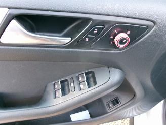 Volkswagen Jetta 1.4 TSI HYBRID HIGHLINE picture 20