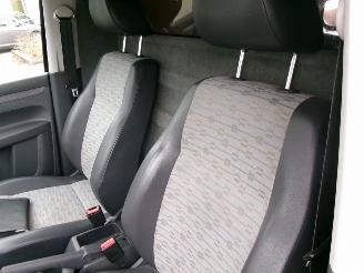 Volkswagen Caddy 1.6 TDI picture 17