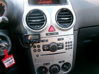 Opel Corsa 1.4-16V ENJOY AIRCO picture 15