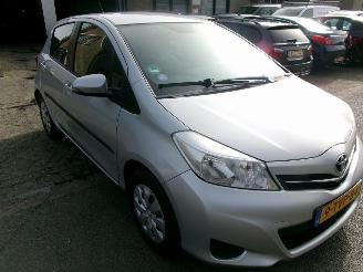 Toyota Yaris 1.3 VVT-I NOW AIRCO picture 4