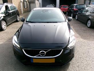 Volvo V-40 1.5 I EDITION+  AUTOMAAT CLIMA NAVI picture 2